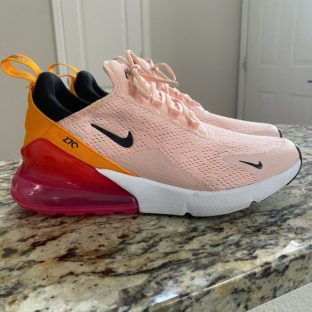 Nike Air Max 270